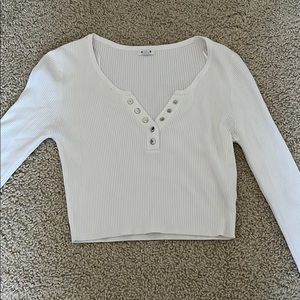 White long sleeve crop top